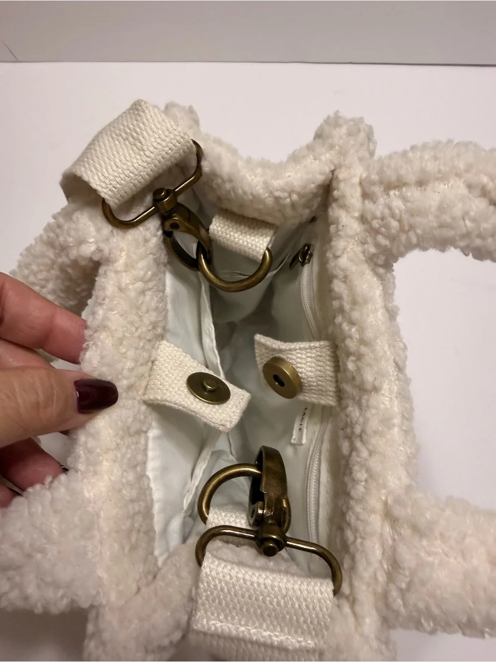 American Eagle Cream Sherpa Tote Bag with Crossbody Adjustable Strap